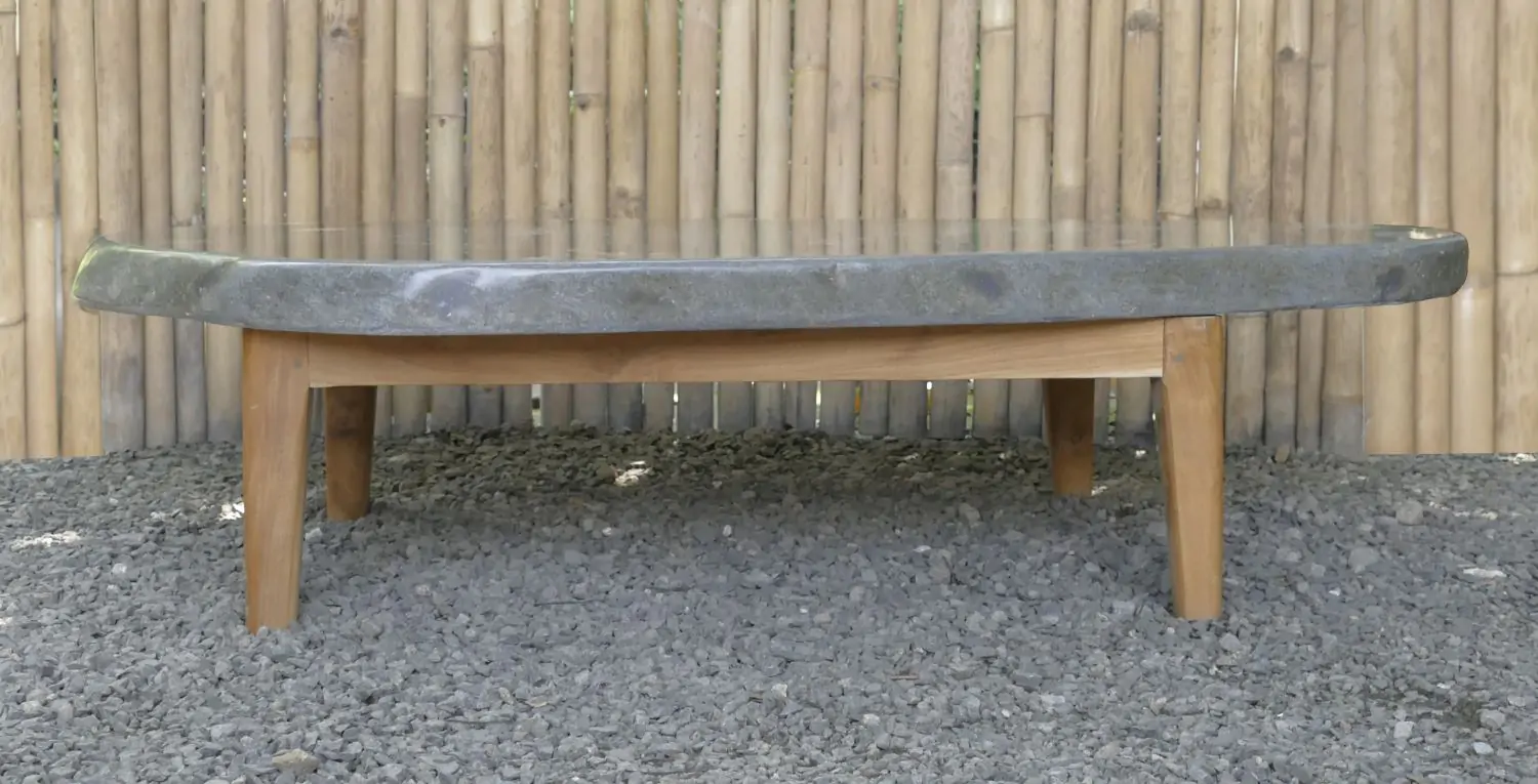  Product image 2 of the product “Table made from Naturestone Riverstone 130x83x6 cm ”